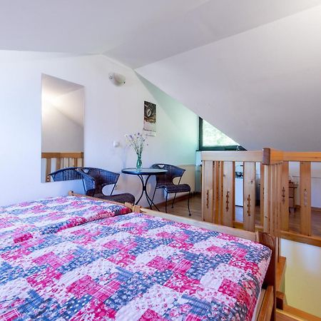 Apartments Jaka Dolenjske Toplice Room photo